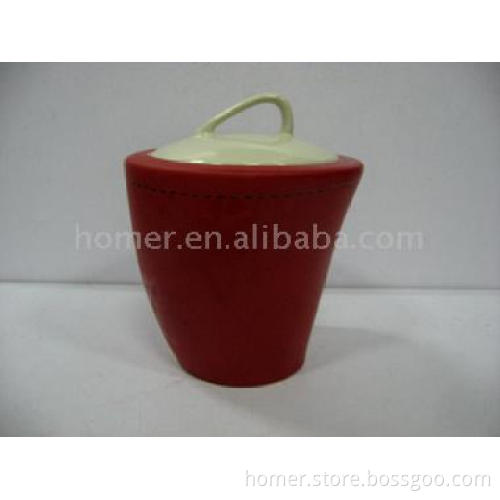 Ceramic sugar pot